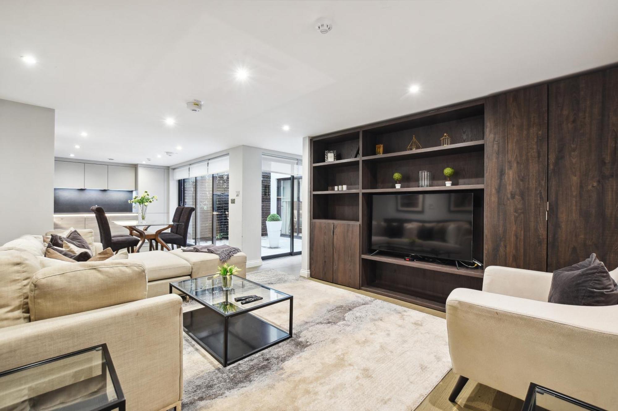 Buckingham Palace Residences By Aeria Apartments London Bagian luar foto